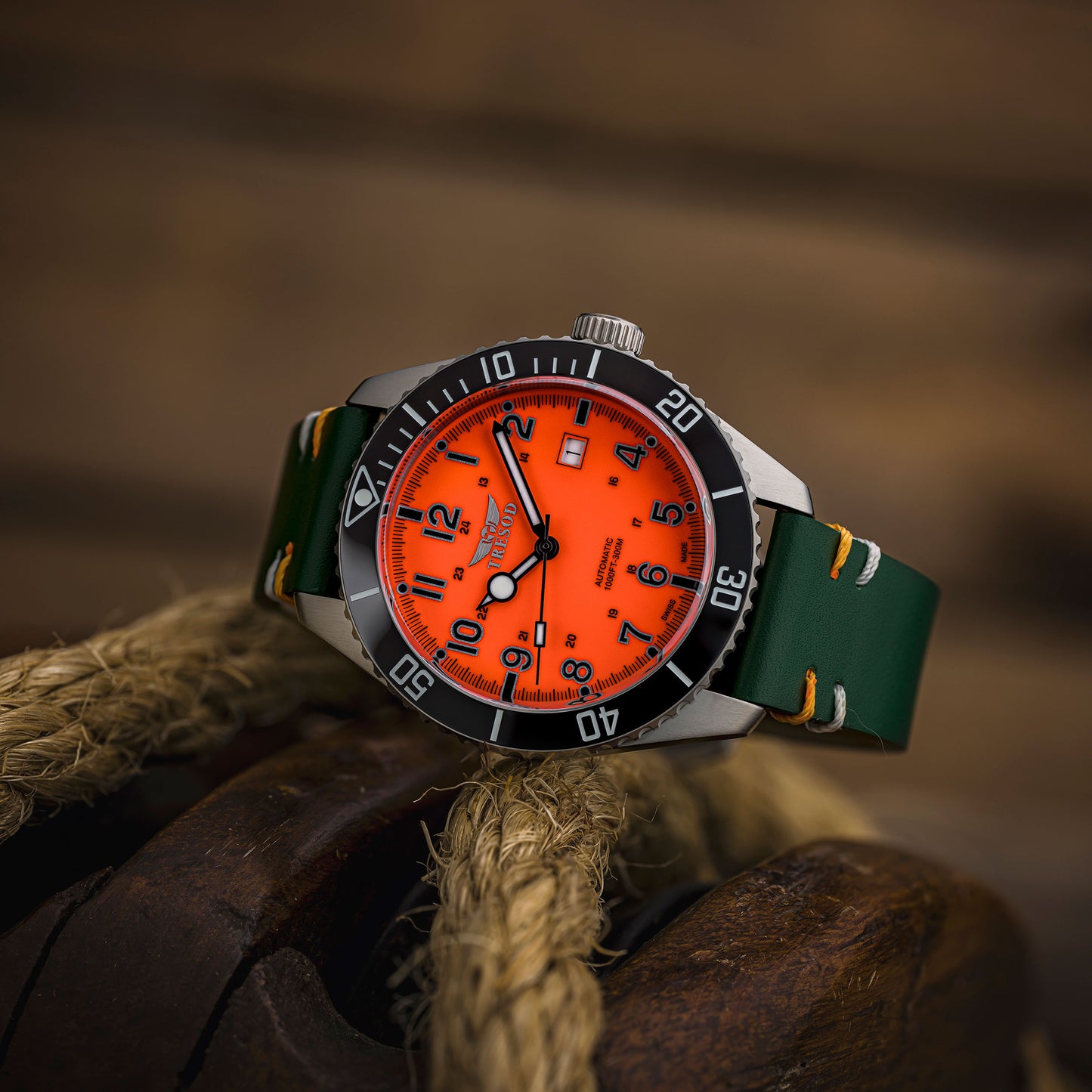 Tresod Ocean Master SW200 Automatic - Deep Orange